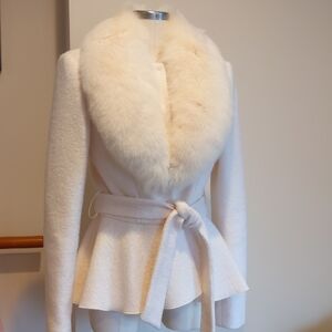 Insulated Peplum Wool Coat With Real Fur Collar
